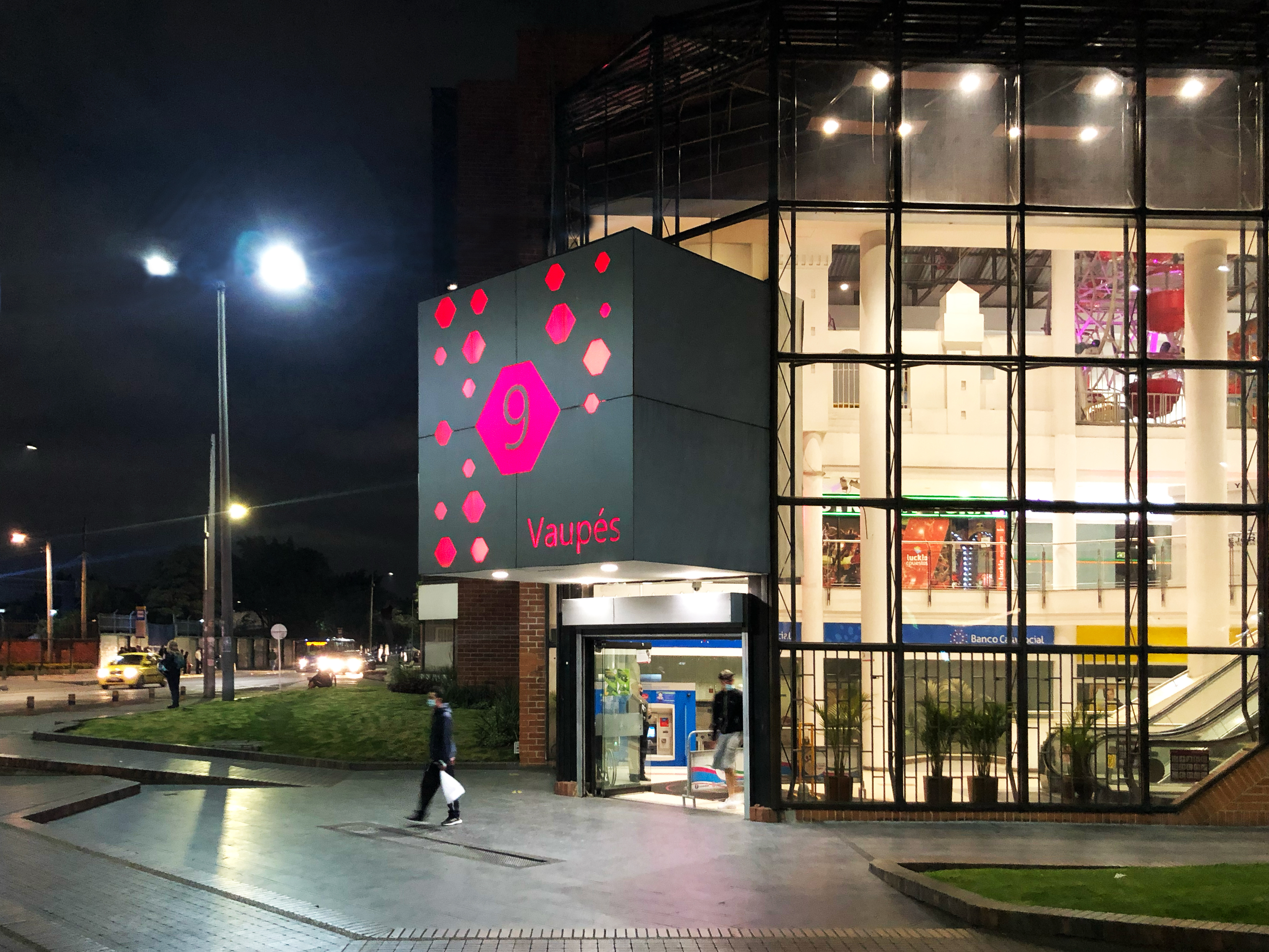 Centro comercial ciudad tunal TR3SEME - Concurso de diseño