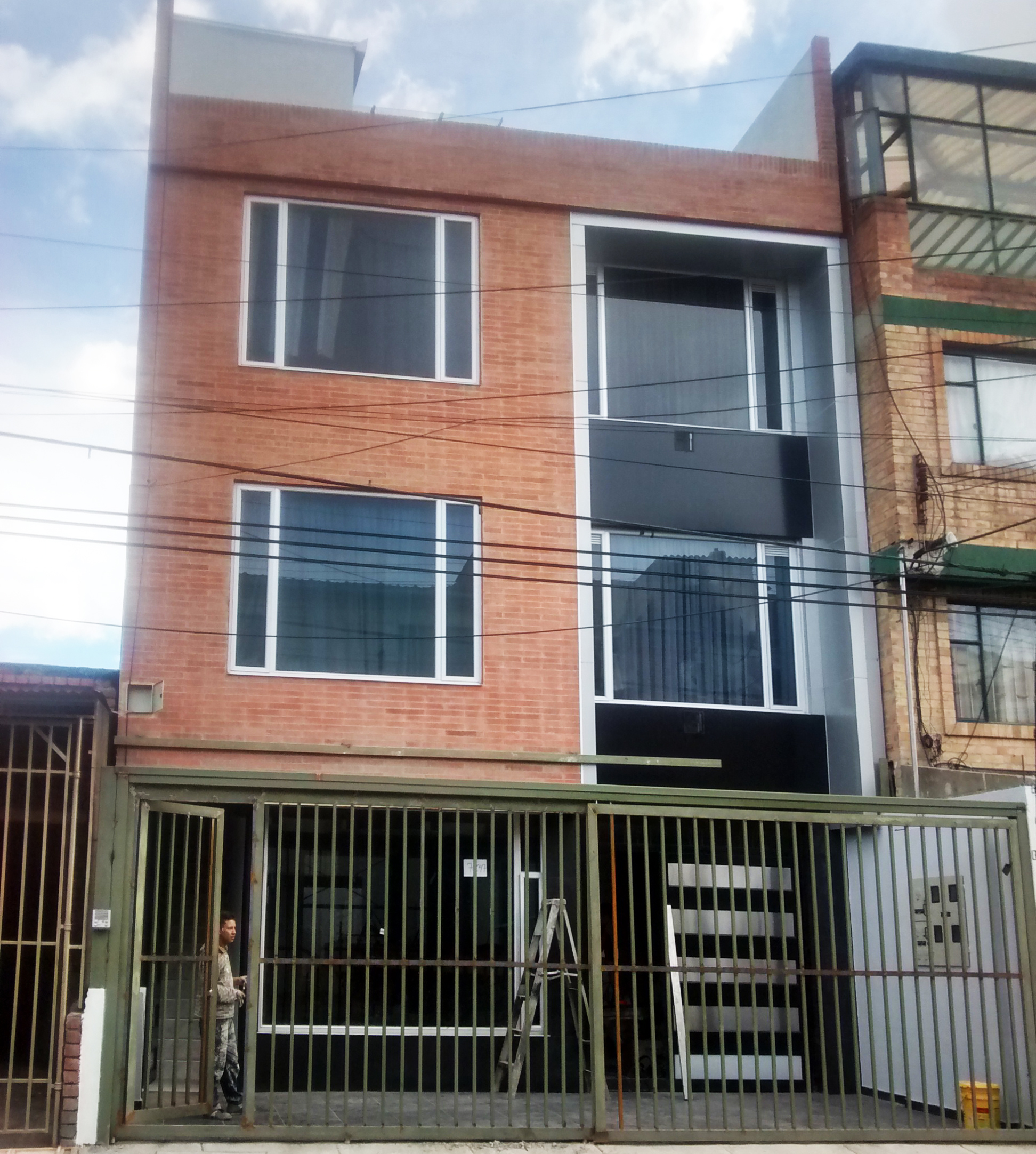 Diseño de vivienda urbana TR3SEME - Diseño y construcción